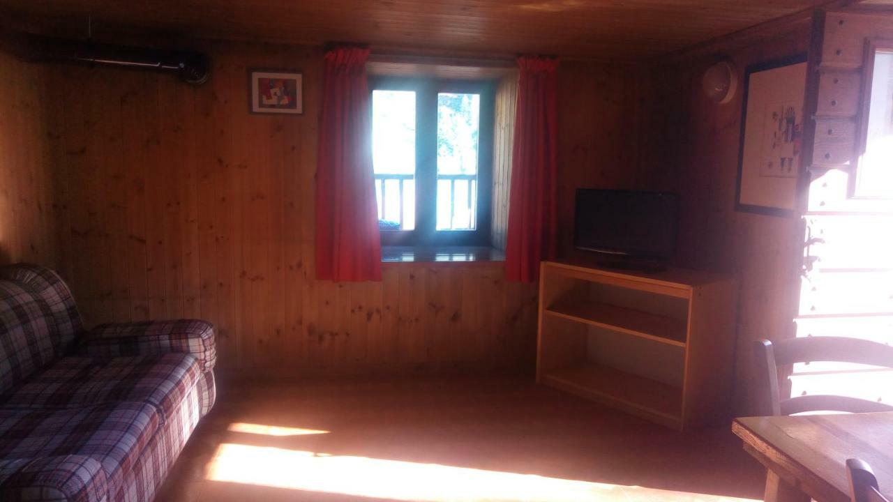Ferienwohnung Nido Champoluc Exterior foto