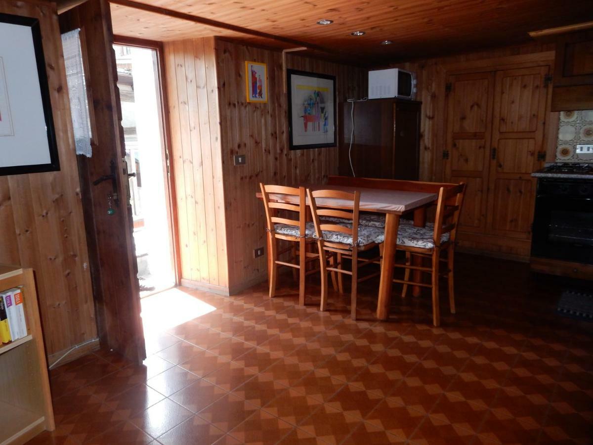 Ferienwohnung Nido Champoluc Exterior foto